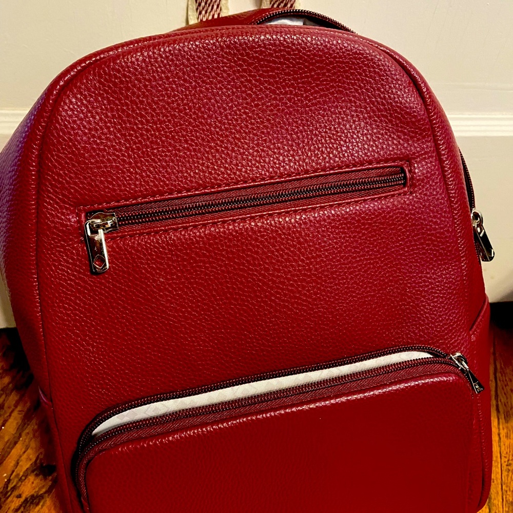 Thirty-one Festival Backpack in wine